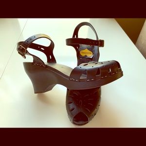 Swedish Hasbeens wedge sandals size 10